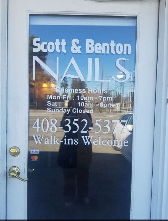 places to Nail Salon